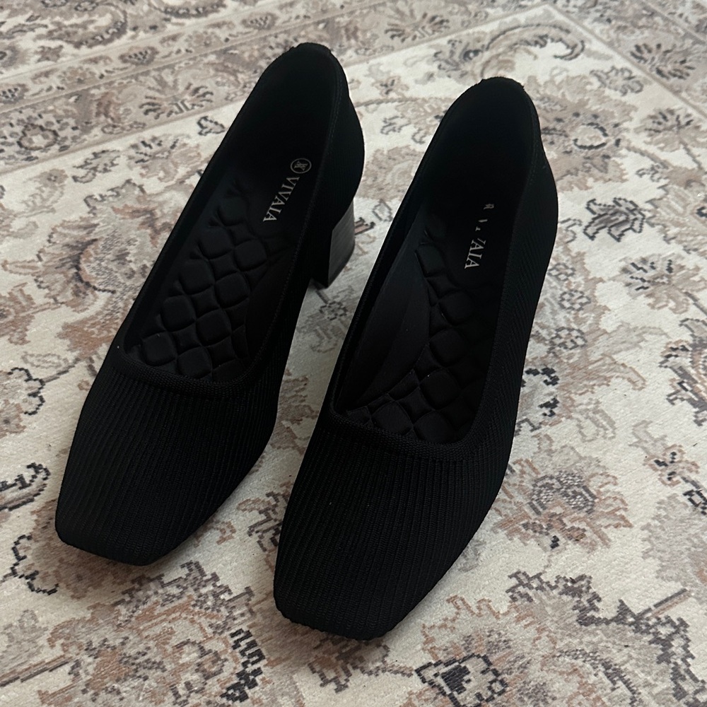 Vivaia Women's Black Heels